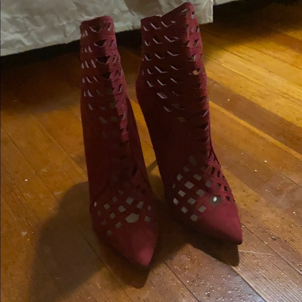 Red booties - Picture 2 of 4